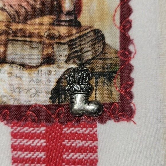 2  NWOT Christmas Tea Towels 1 from Crate & Barrel, 1 no tag. Gingham & Santa … - Picture 5 of 7